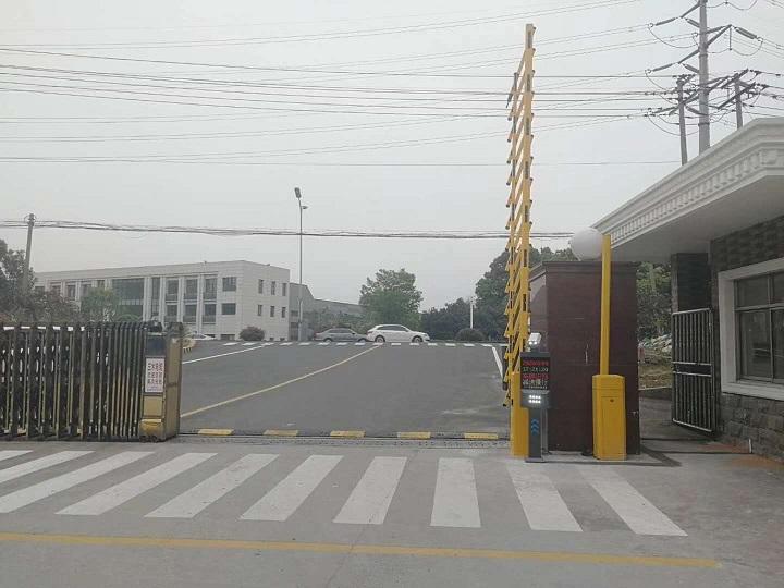 工廠車牌識別系統率低怎么解決？
